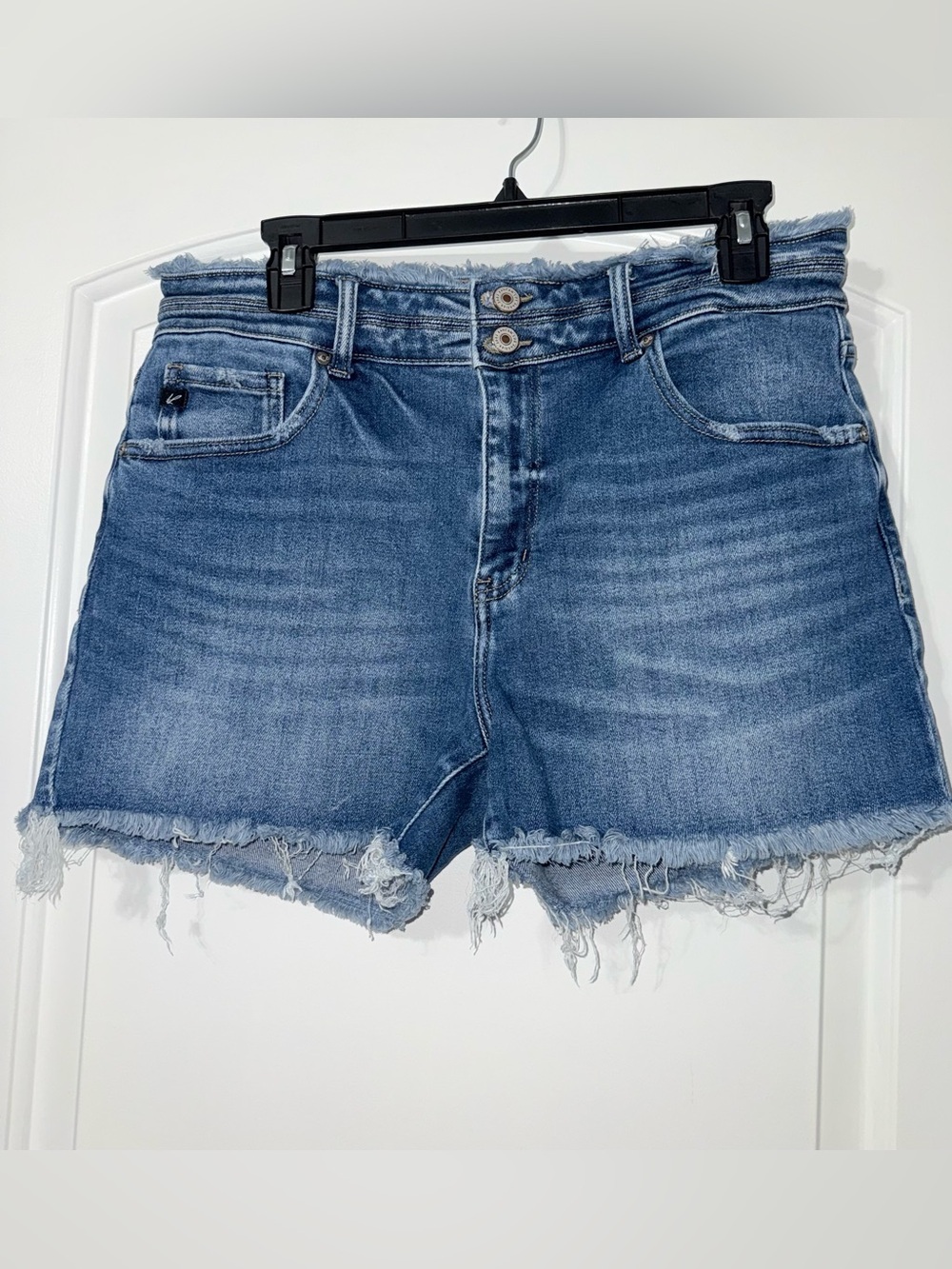 Kancan High Rise Frayed Double Button Denim Shorts Women’s Size 31 Distressed